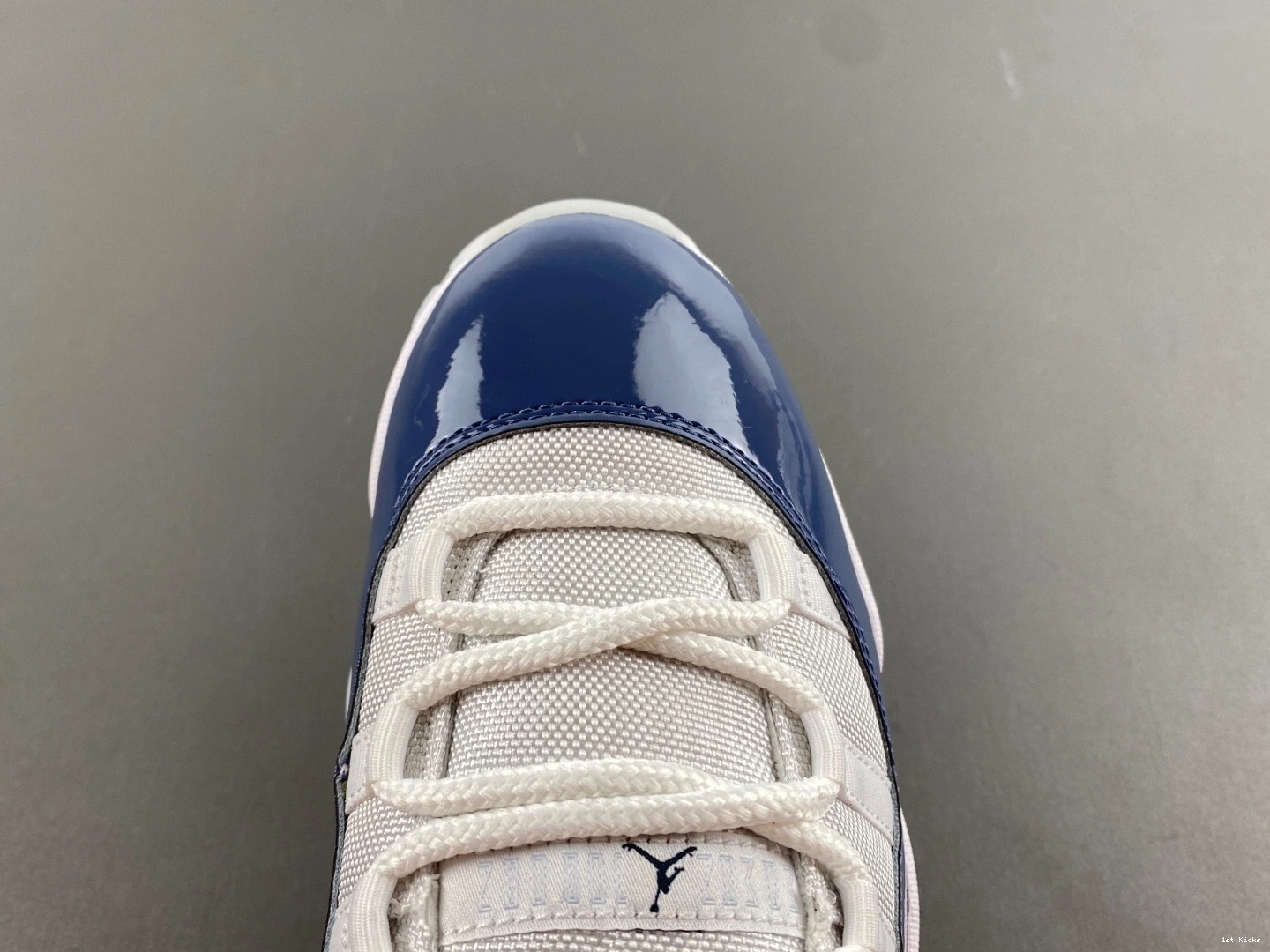 Air Jordan White  Low 11 Midnight Navy Retro FV5104-104 0108